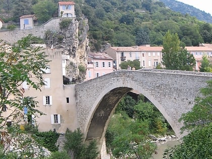 pont de nyons