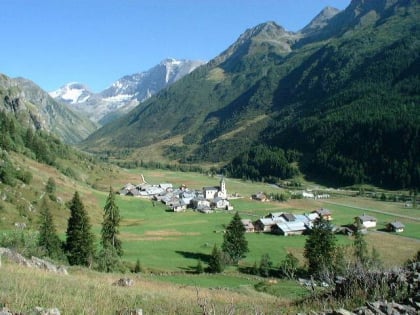 refuge du bois champagny en vanoise