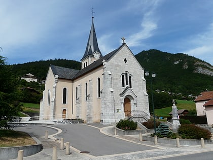 Église Saint-Jean-Baptiste de Chevenoz