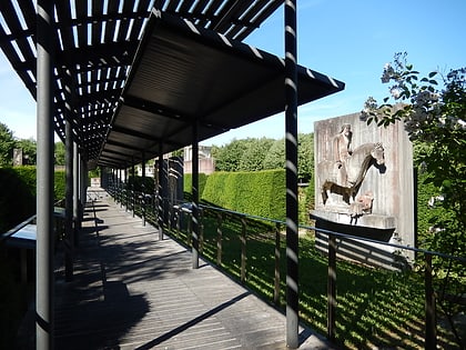 Jardin de Sculpture romane de Lozay