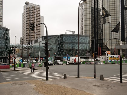 beaugrenelle paris shopping mall