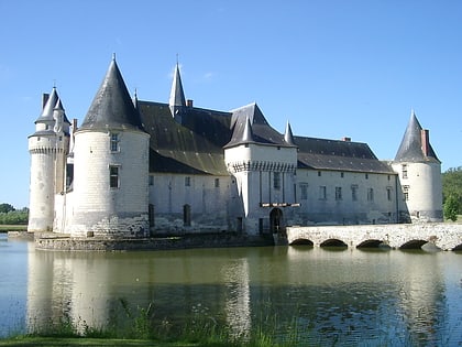 chateaux of the loire valley tours