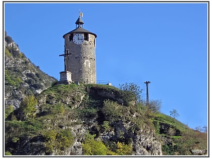 tour du castella tarascon sur ariege