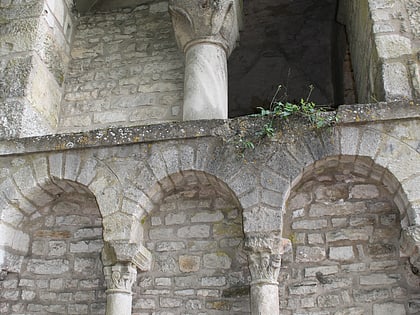 abbaye saint pierre de flavigny sur ozerain