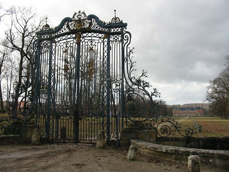 chateau de rosny sur seine