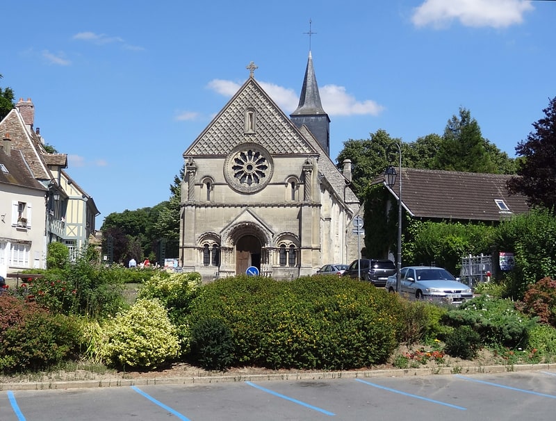 eglise saint madeleine trie chateau