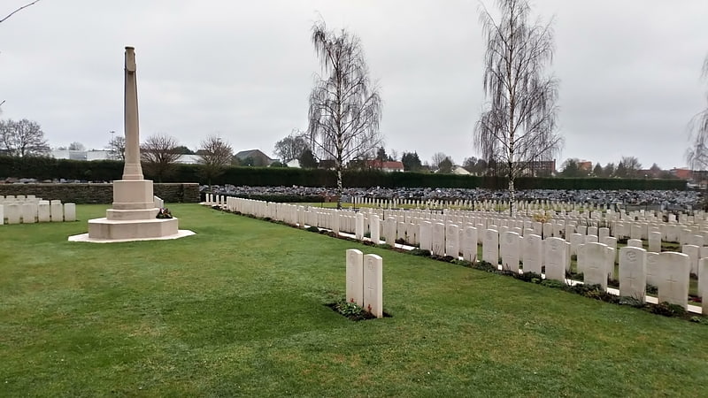 communal cemetery extension albert