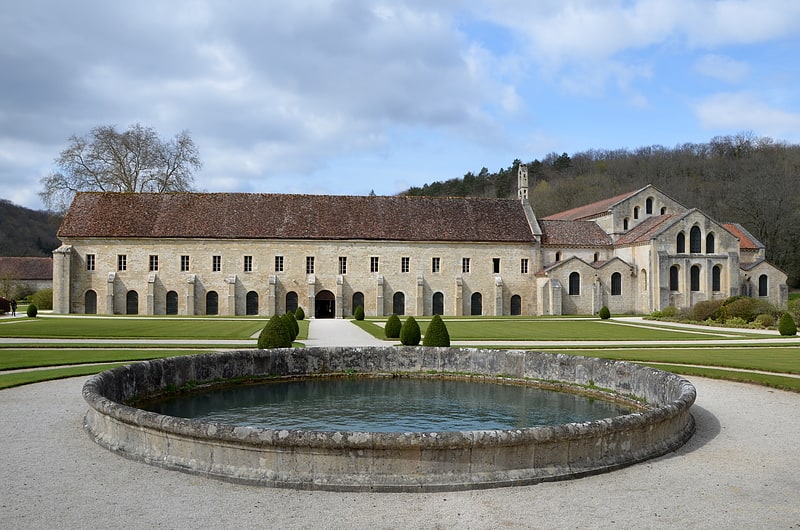 abbaye de fontenay montbard