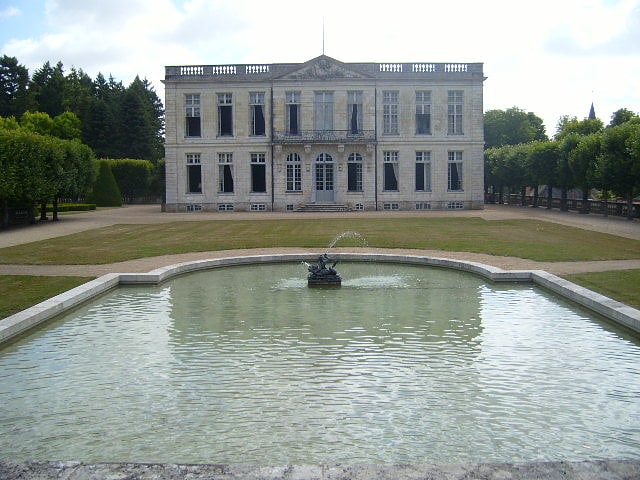 Bouges-le-Château