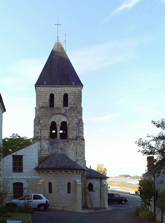 eglise notre dame des tuffeaux chenehutte treves cunault