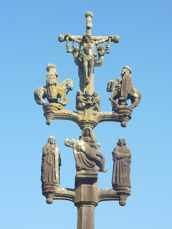 calvary at loperec port launay