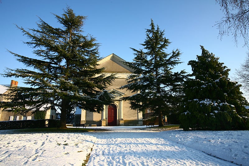 eglise saint pierre de brain sur lauthion