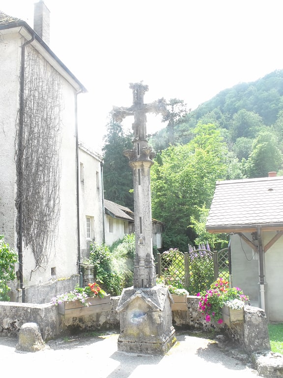 croix de chemin de bief