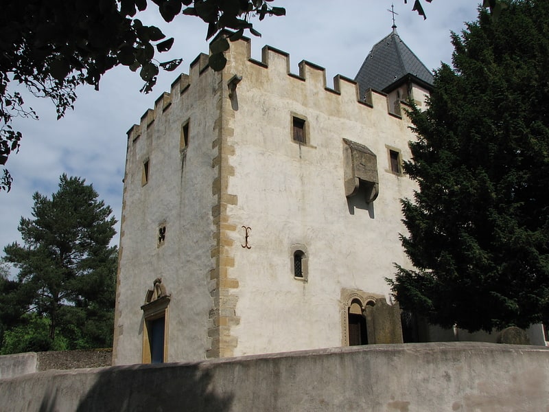 saint quentin church moulins les metz