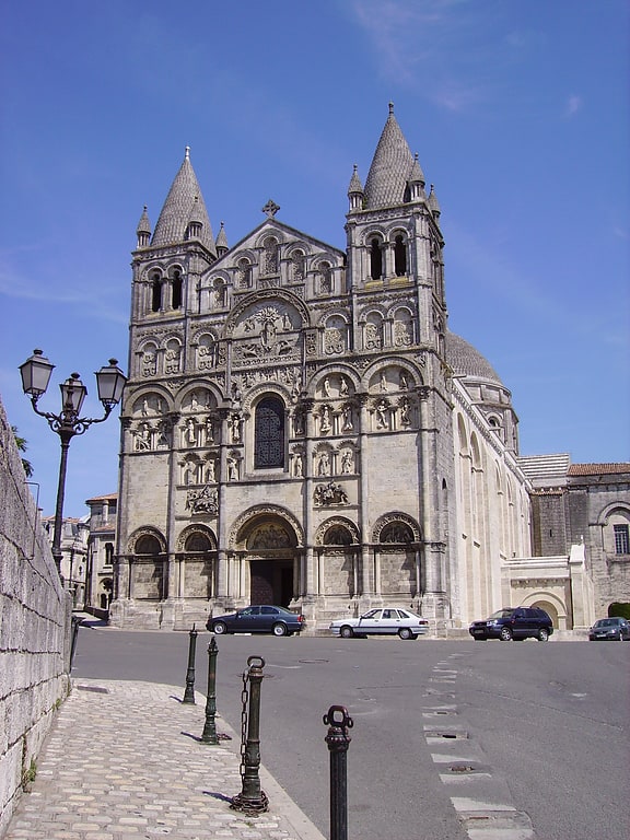 catedral de san pedro de angulema