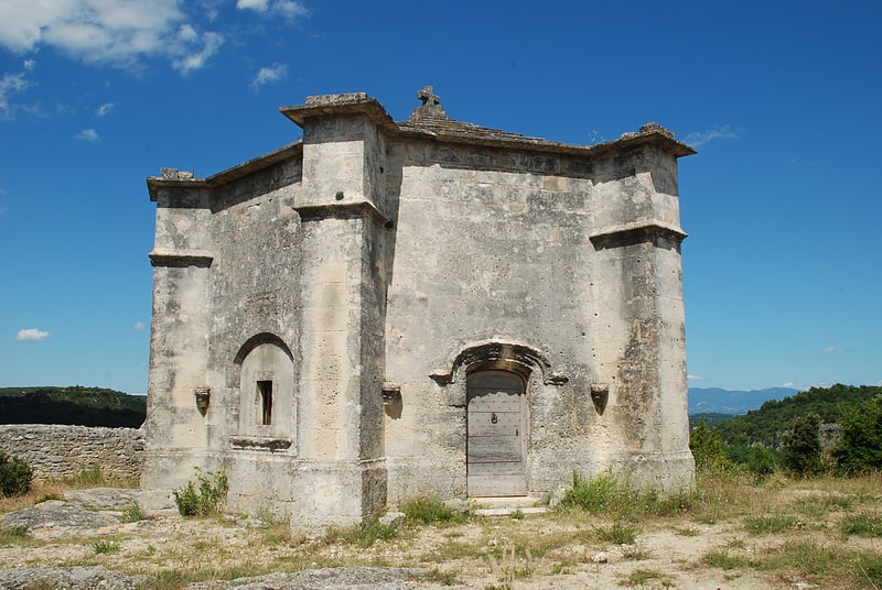chapelle du saint sepulcre de saint restitut