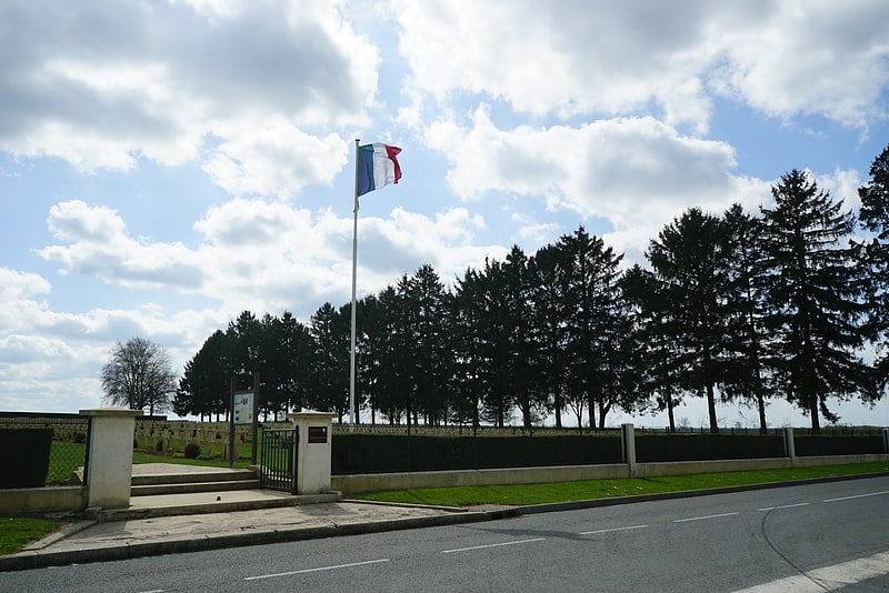 necropole nationale de cerny en laonnois