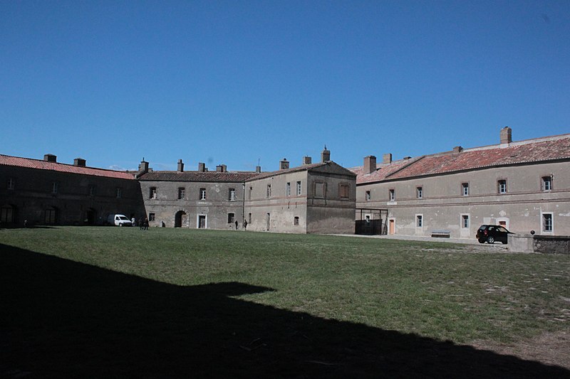 Fort de Bellegarde