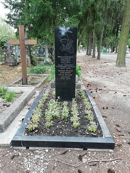 Cerkiew i cmentarz prawosławny
