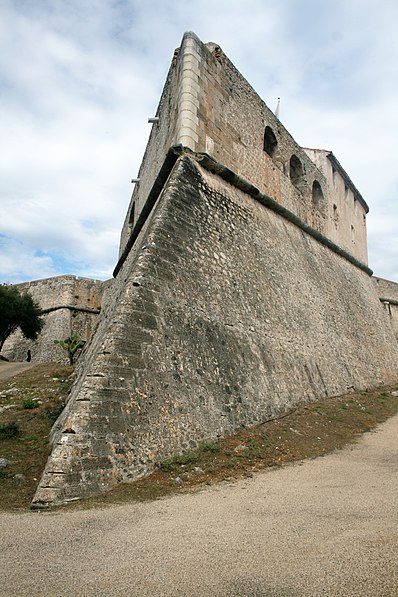 Fort Carré