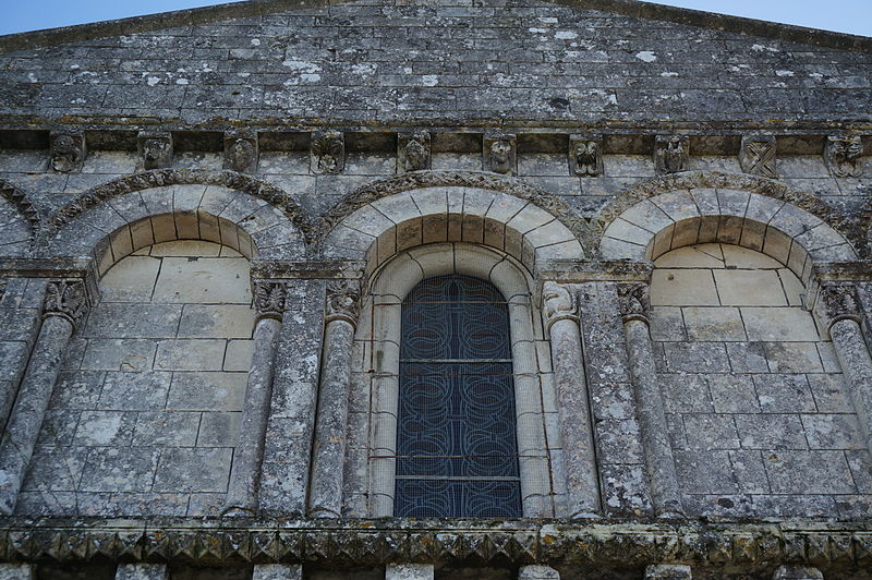 Saint-Léger Church