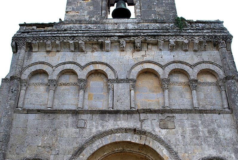 Église Saint-Étienne de Tauriac