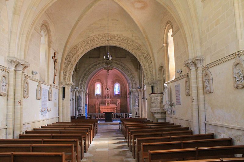 Église Saint-Aubin de Vaux-sur-Aure