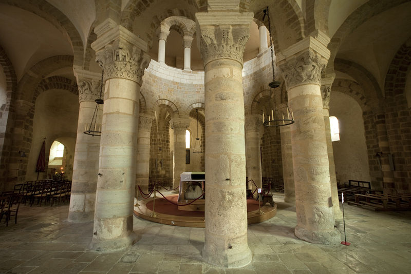 Basilique Saint-Étienne de Neuvy-Saint-Sépulchre
