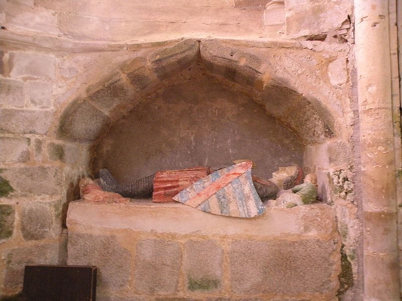 Église Sainte-Croix de Parthenay