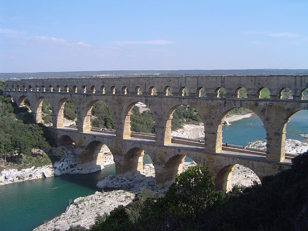 Vers-Pont-du-Gard