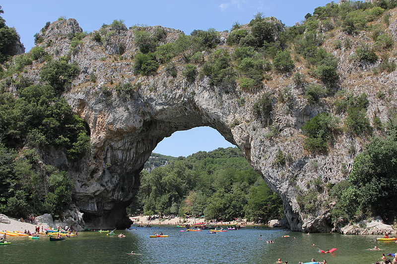 Pont d'Arc, Vallon-Pont-d'Arc