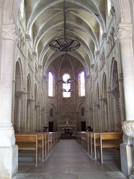 Église Saint-Romain de Château-Chinon