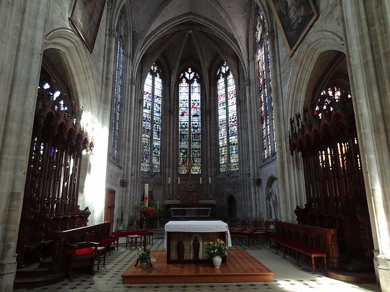 Abbatiale Saint-Taurin