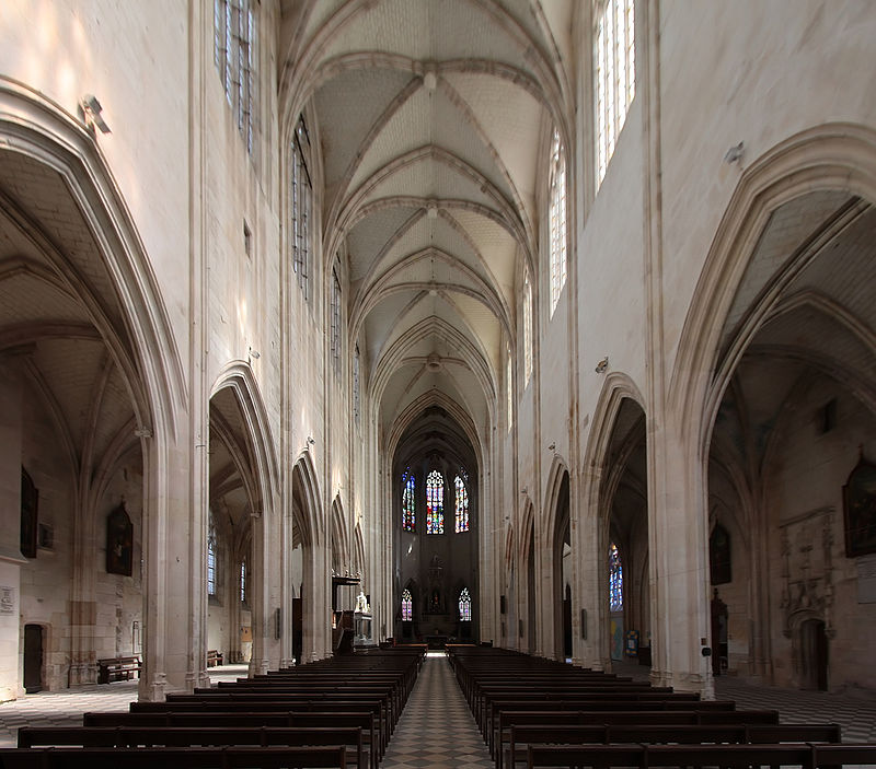 Basilique Royale Notre-Dame-de-Cléry