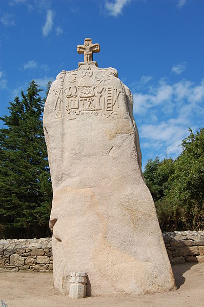 Menhir von Saint-Uzec