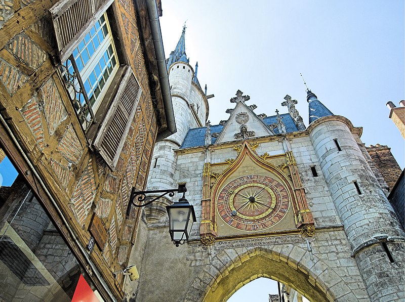 Tour de l'Horloge d'Auxerre