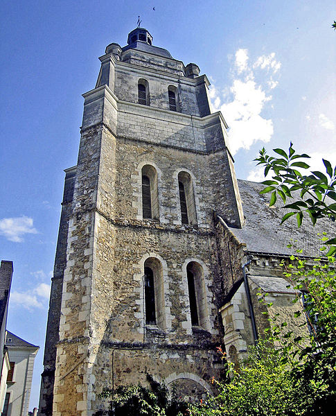 Église Saint-Pierre-et-Saint-Laurent de Baugé