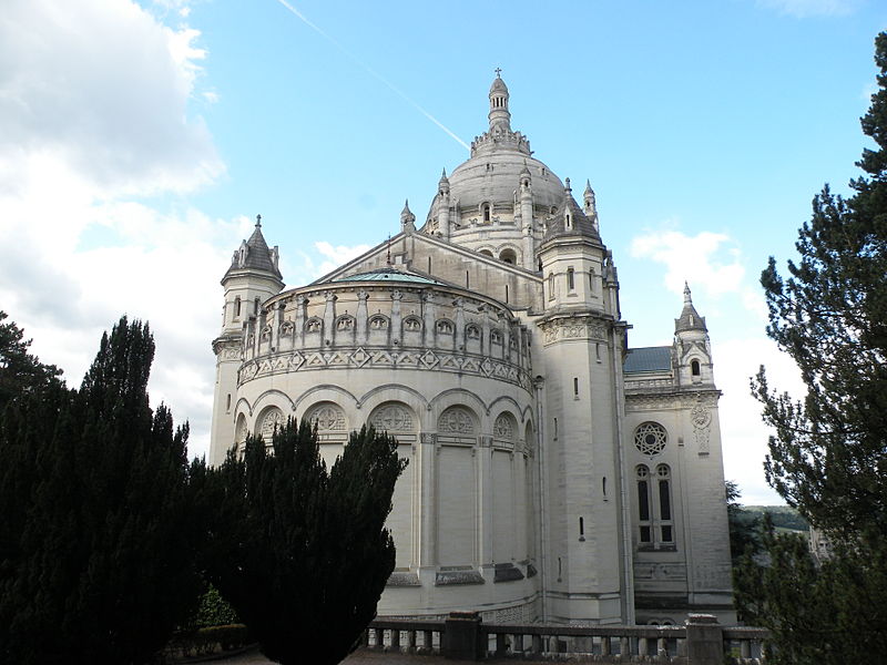 Basilika Sainte-Thérèse