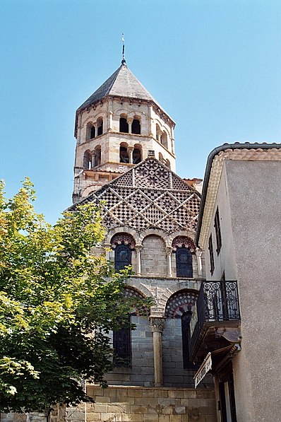 Église Saint-Julien de Chauriat