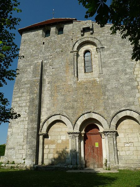 Église Sainte-Madeleine de Touvre