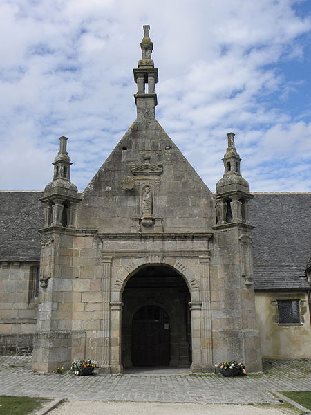 Église Saint-Pierre de Plougasnou