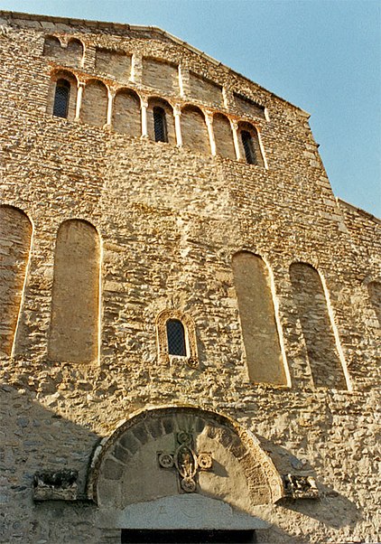 Abadía de Santa María de Arles