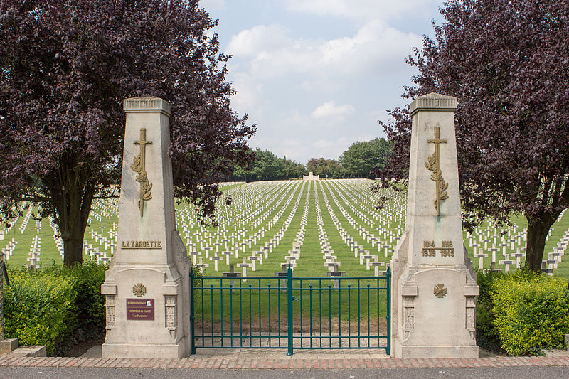 La Targette French War Cemetery