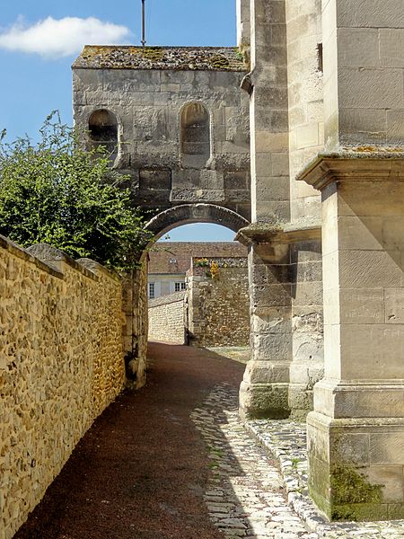 Église Saint-Gervais-et-Saint-Prothais