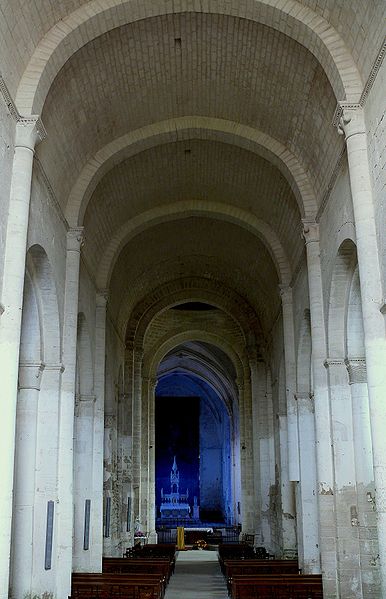 Abbaye de Saint-Amant-de-Boixe