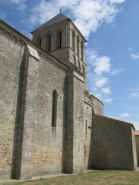 Église Saint-Vivien de Vandré