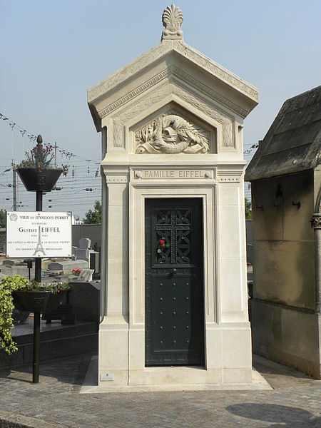 Levallois-Perret Cemetery