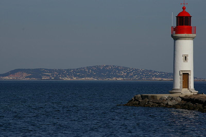 Les Onglous lighthouse