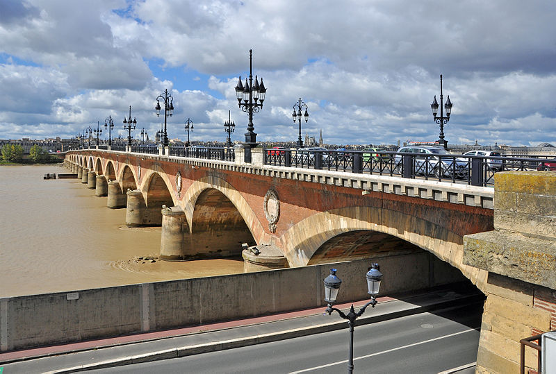 Puente de piedra