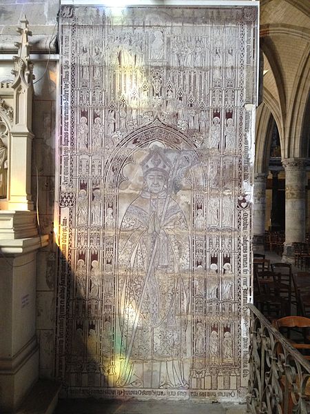 Église Sainte-Croix de Bernay